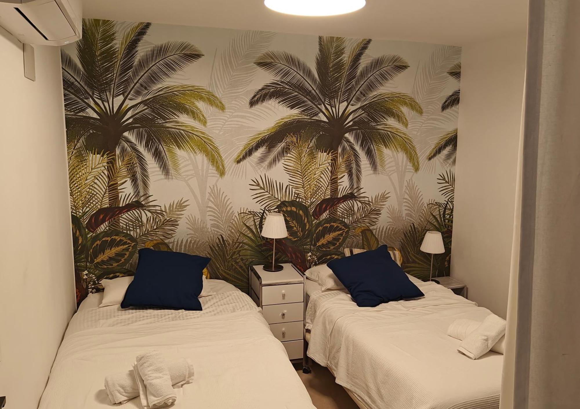 Marbella Centre Beachfront & Pool Экстерьер фото